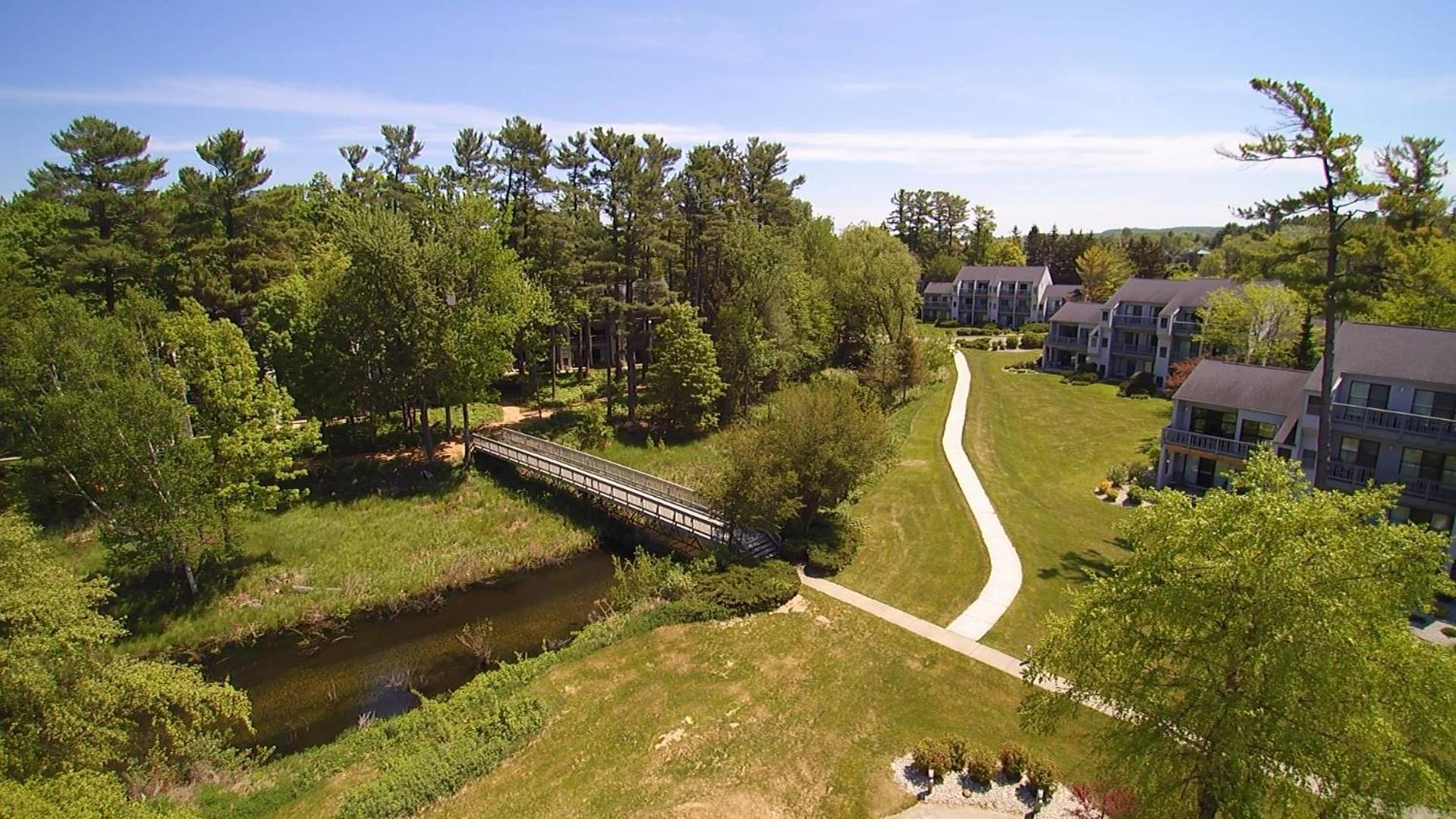 Beautiful Lake View Studio Condo At The Shores Traverse Stadt Exterior foto